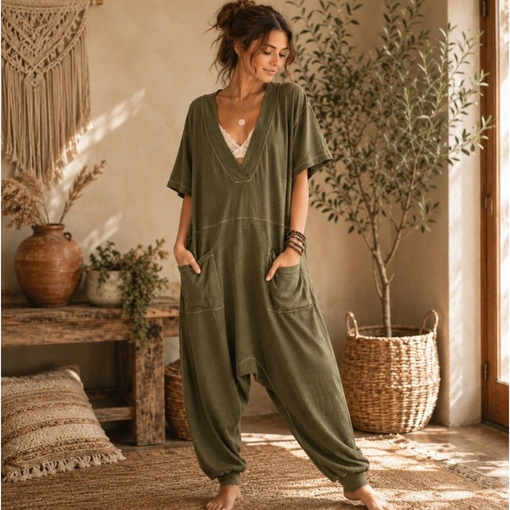 Natural Life Womans Small Jumpsuit Charlie V Neck Green Gray Drop Crotch Jogger